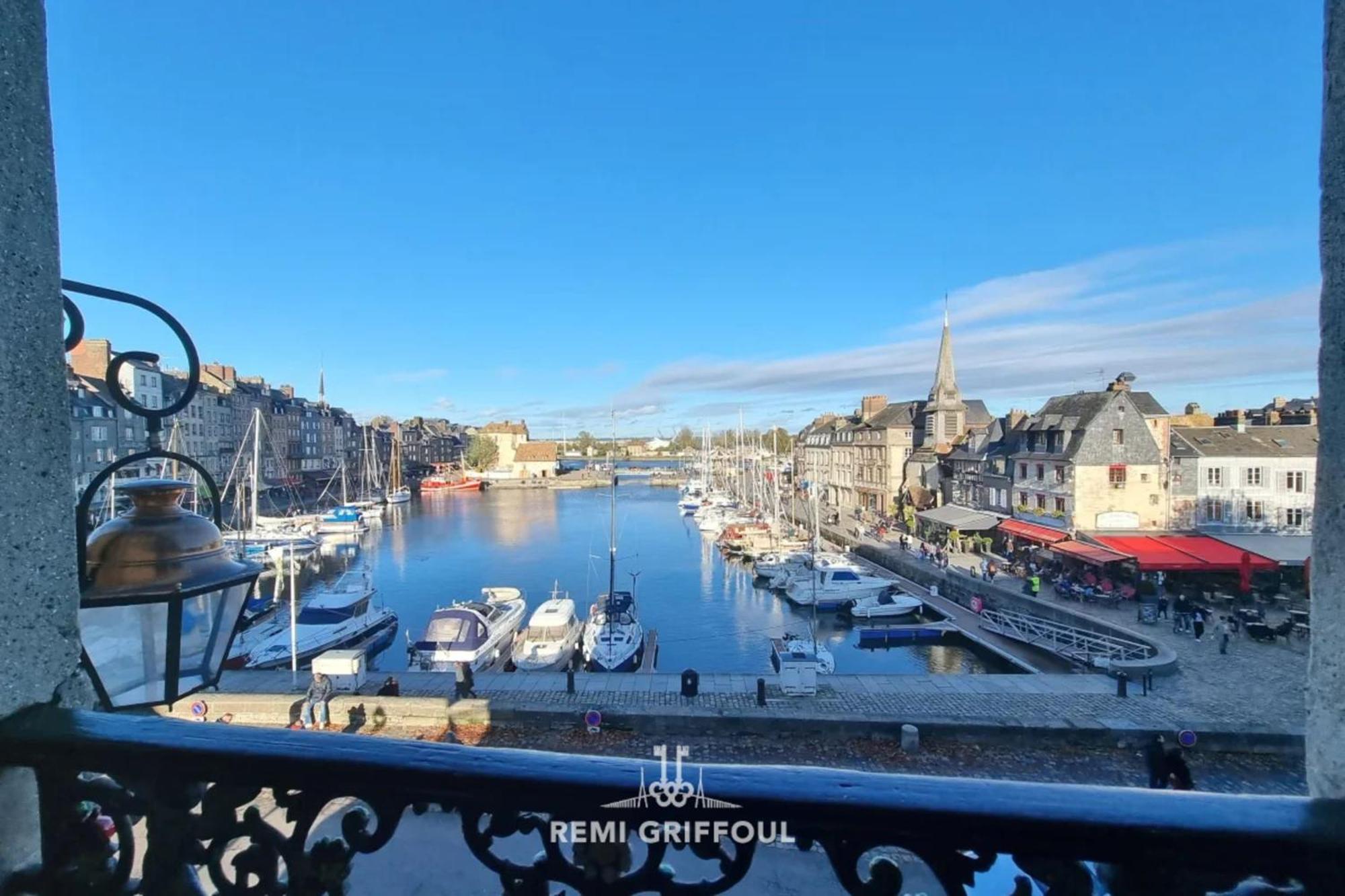 Le Carre - On The Port Of - Incredible View 2 P Apartment
